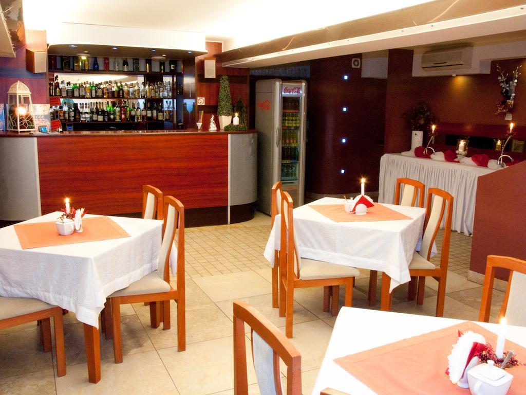 Hotel Zagiel Niewiesze Extérieur photo